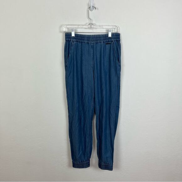 Sweaty Betty Twilight 7/8 Chambray Joggers - Picture 1 of 10